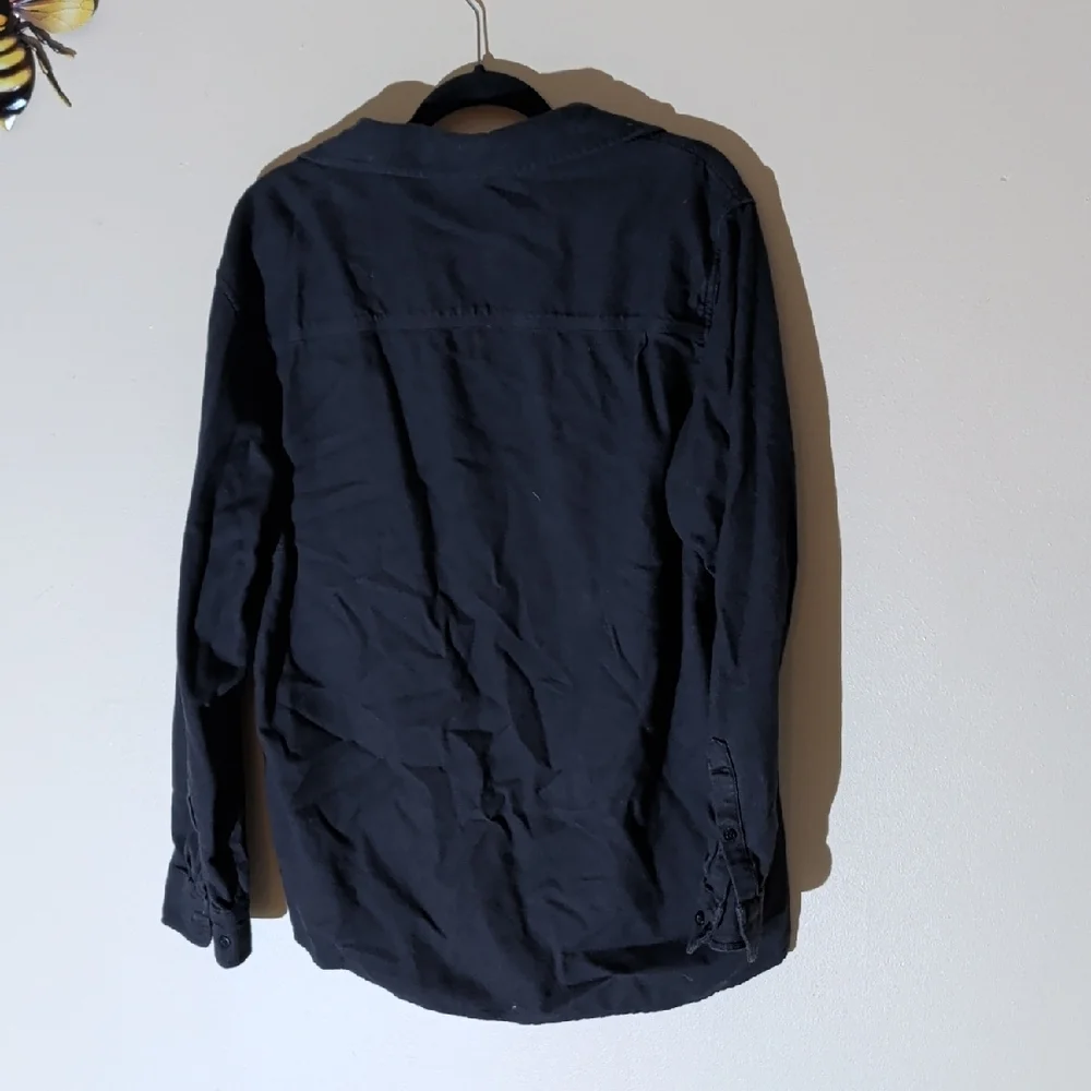 The North Face Black Men's Shirt with Logo Tag